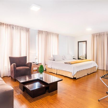 Lloyds Apartasuites Parque 93 Bogota Luaran gambar