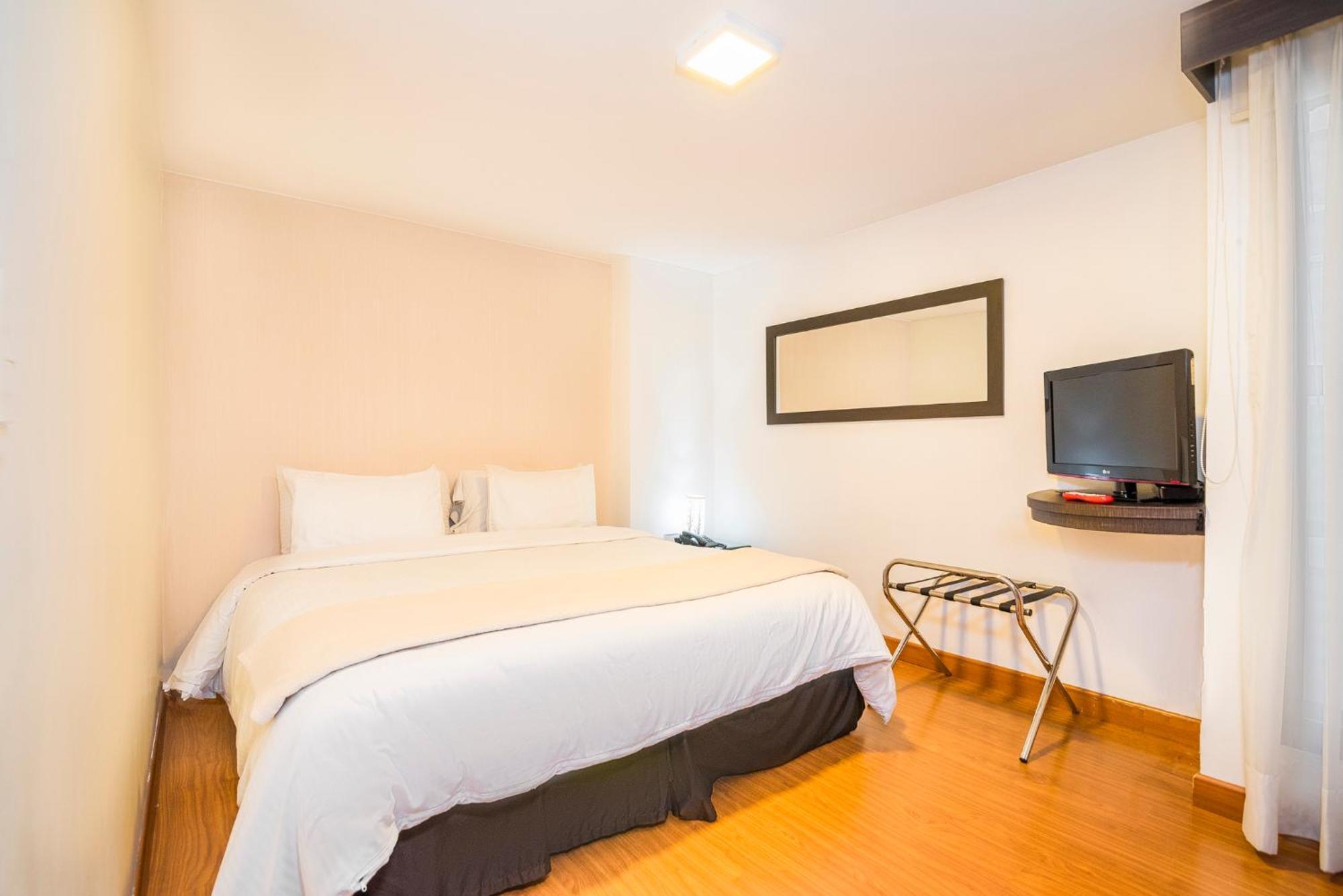 Lloyds Apartasuites Parque 93 Bogota Luaran gambar