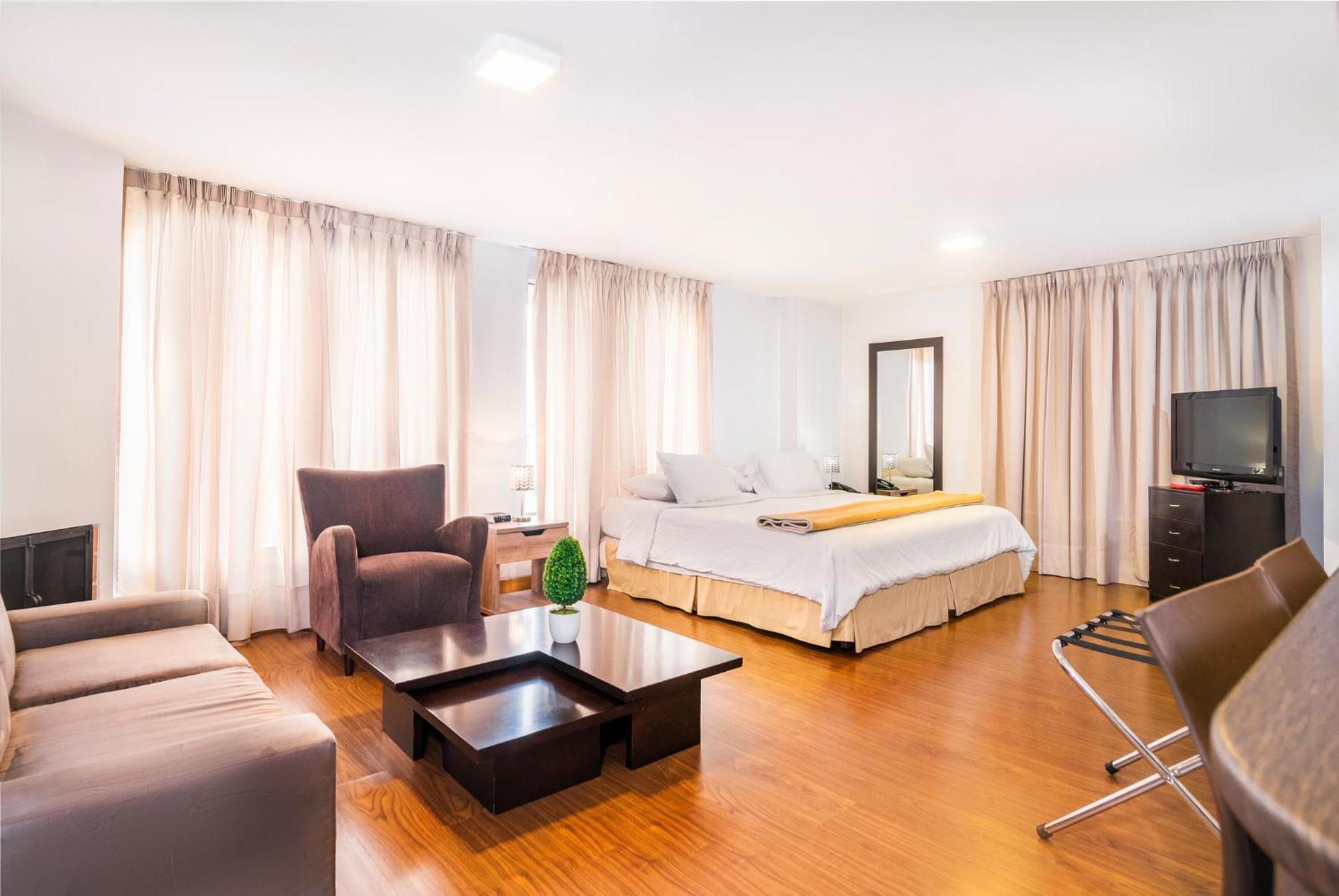Lloyds Apartasuites Parque 93 Bogota Luaran gambar