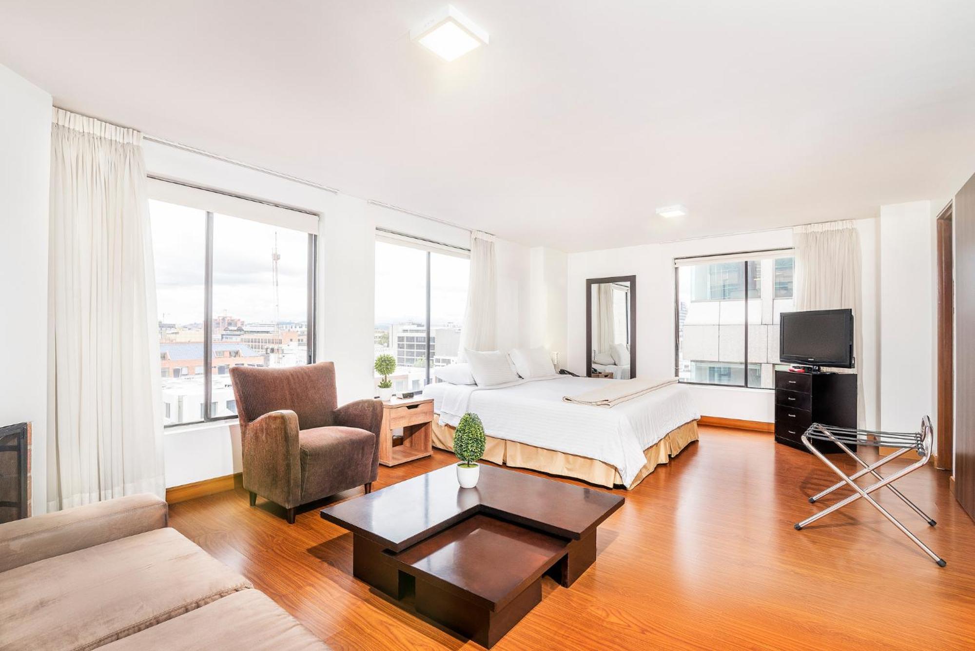 Lloyds Apartasuites Parque 93 Bogota Luaran gambar
